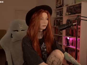 loony_moony's sex show image
