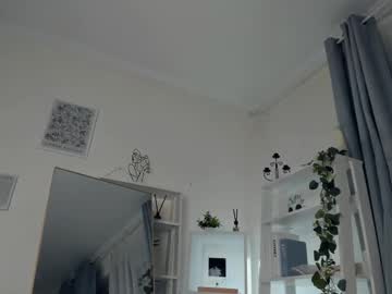 erline_may's sex show image