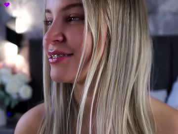 Sexshow-Bild von lipswithsmileonthem