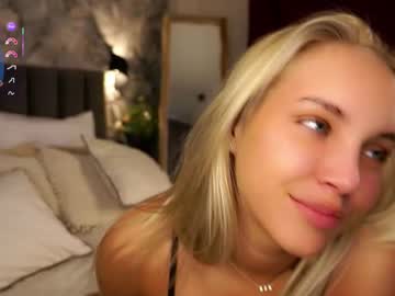 Sexshow-Bild von lipswithsmileonthem