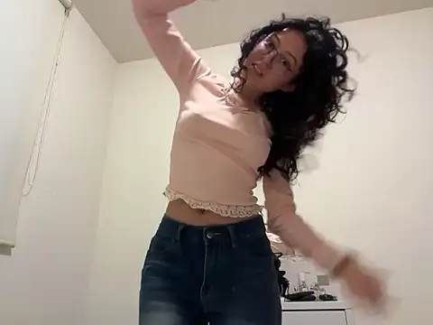 Alicatcua_'s sex show image