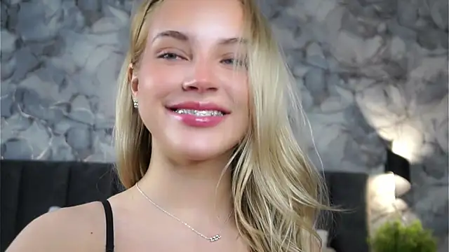 AftonConnett's sex show image