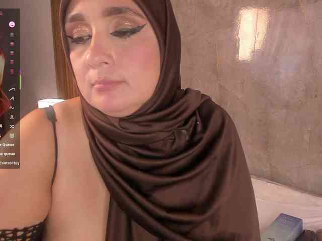 Sexshow-Bild von HijabiMilf Sexshow-Bild von HijabiMilf