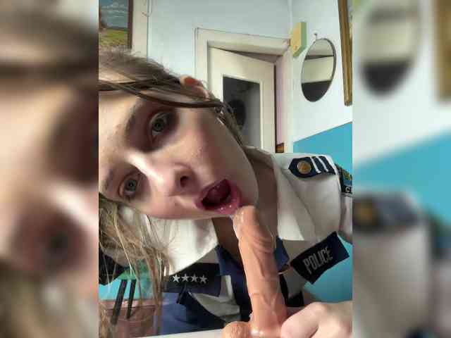 VelvetMoon11's sex show image VelvetMoon11's sex show image