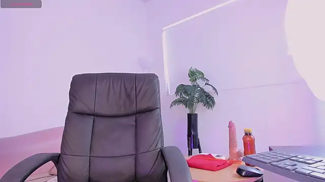 yasmin_elite's sex show image