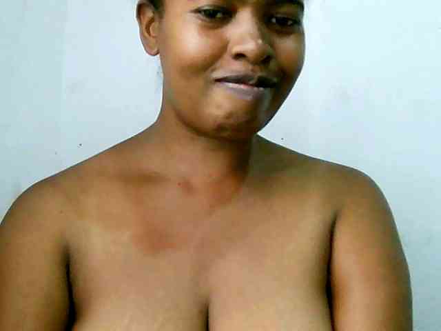 Edwiga's sex show image