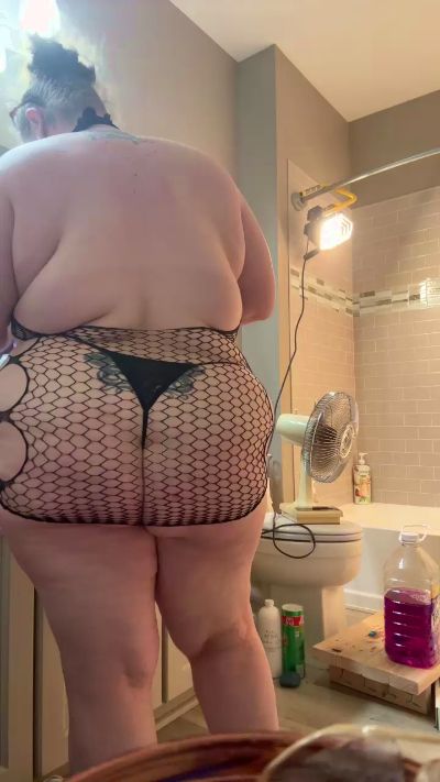 Subamanie's sex show image