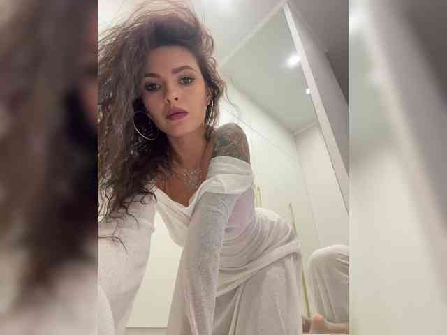 Opskira's sex show image