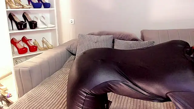 Sexshow-Bild von Jullia_Moor