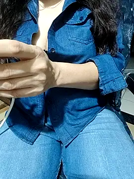 sassy_aly007's sex show image