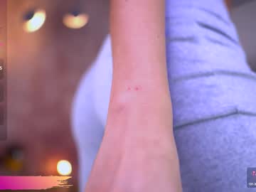 Sexshow-Bild von serene_sophiex Sexshow-Bild von serene_sophiex