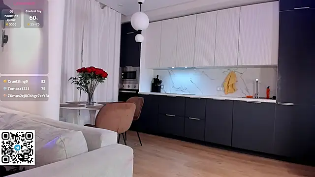 Danger_Bella's sex show image