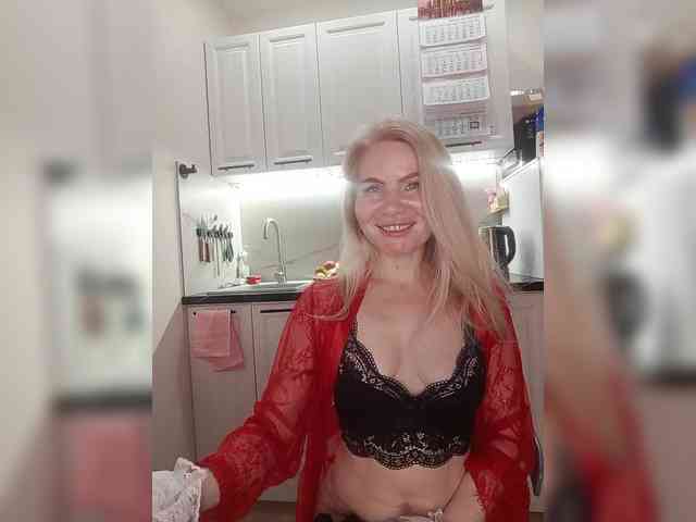 miss-1m's sex show image