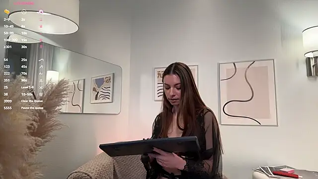 Amelie_Crosby's sex show image