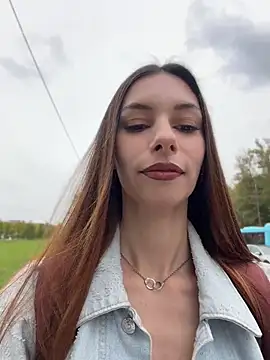 AmelieCrystal's sex show image