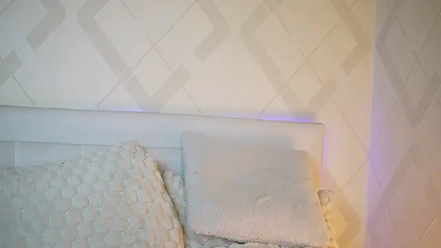 JadeHasy's sex show image