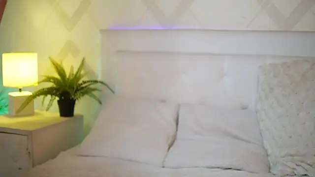 JadeHasy's sex show image