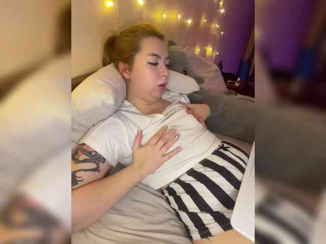 Изображение секс-шоу модели Lumarose Изображение секс-шоу модели Lumarose