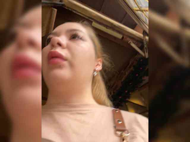 Изображение секс-шоу модели Lumarose Изображение секс-шоу модели Lumarose