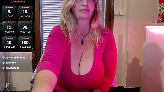 JennaDeluxe's sex show image