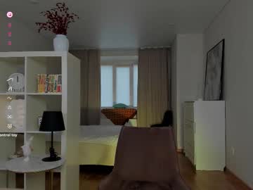 pixiesdoll's sex show image