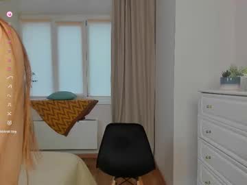 pixiesdoll's sex show image