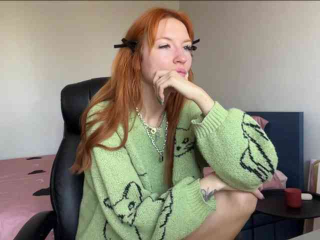 Изображение секс-шоу модели LillyMays