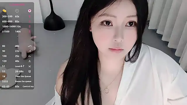 Fountain-'s sex show image