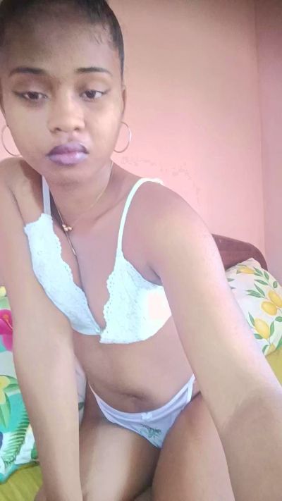 charlne_fun's sex show image