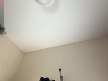 deafhugetits_110e's sex show image