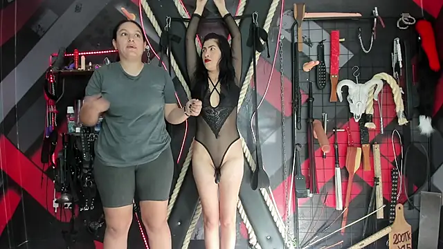 SUBMISSION_BDSM's sex show image