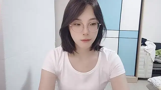 ooo___mimi's sex show image
