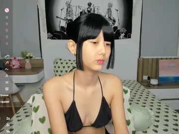 little_yena's sex show image