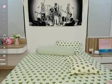 little_yena's sex show image