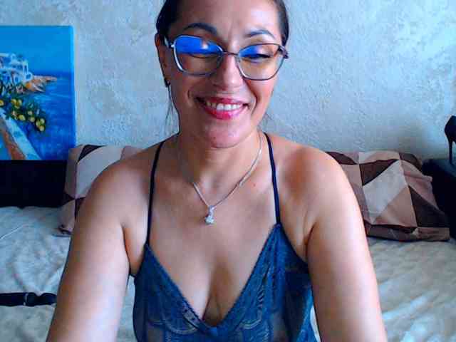 janettekitty's sex show image