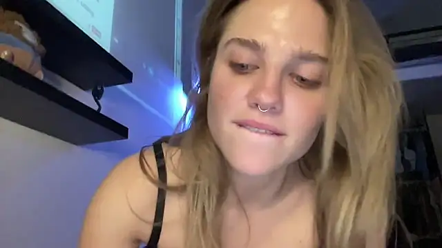 Изображение секс-шоу модели sweetceeme