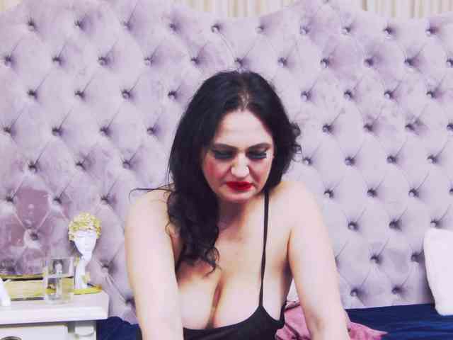 Изображение секс-шоу модели CassidyVelvet Изображение секс-шоу модели CassidyVelvet