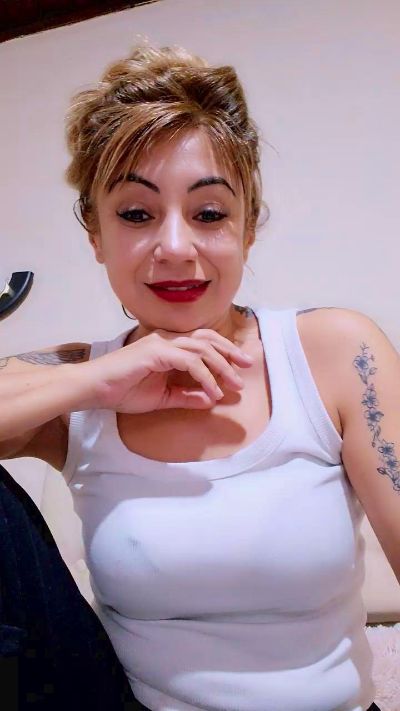 Изображение секс-шоу модели Belu_milf Изображение секс-шоу модели Belu_milf