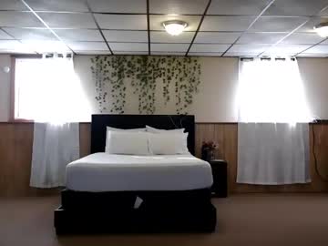 wanderlustgaal's sex show image