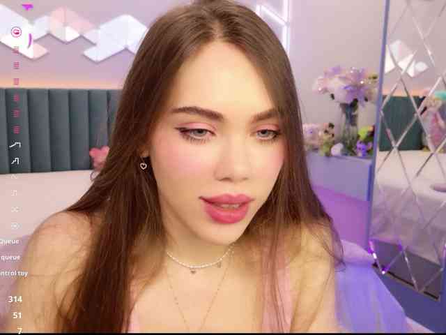 MimiForce's sex show image