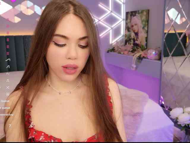 MimiForce's sex show image