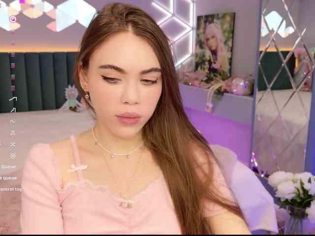 MimiForce's sex show image