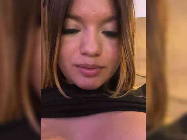 Изображение секс-шоу модели Sweet-emily1 Изображение секс-шоу модели Sweet-emily1