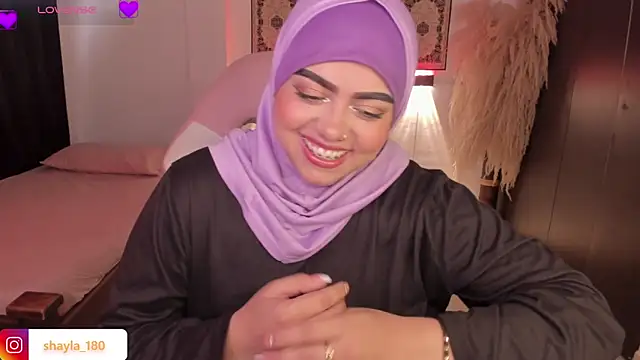 shayla_18's sex show image