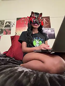 LadyKitsune's sex show image