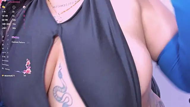 zully_arab's sex show image