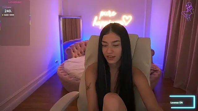 FataleNellie's sex show image
