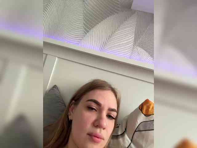 -Tiki-Riki-'s sex show image