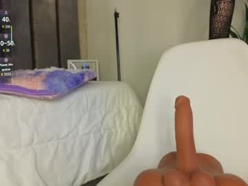 zafiiro_20's sex show image