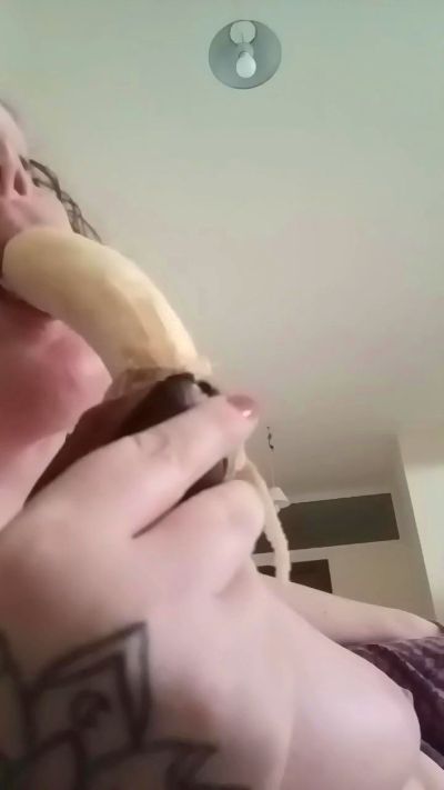 GoddessTransSex's sex show image